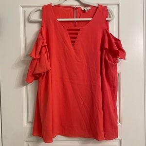 UMGEE : Cold shoulder, ruffle sleeve, notch neck trim blouse